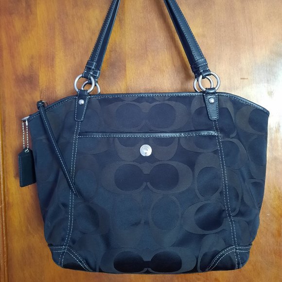 COACH Small Tote - Picture 2 of 5